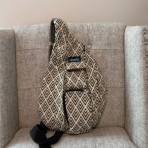 Kavu Geometric Black and Cream Backpack